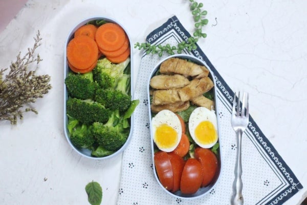Nên ăn trưa vào cùng thời gian nhất định để giảm cân