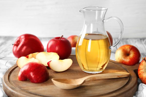 giảm cân bằng táo và mật ong Phụ nữ sau sinh lấy lại vóc dáng thon gọn nhờ uống giấm táo kết hợp mật ong