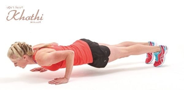 Buổi sáng là thời điểm tốt nhất thực hiện động tác Push-up để guamr cân sau trung thu