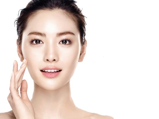 Tiêm filler làm đầy thái dương