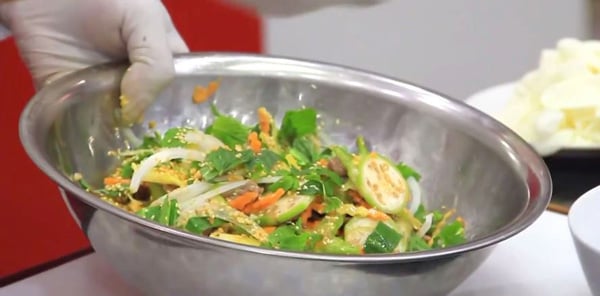 gỏi chuối xanh giảm cân 