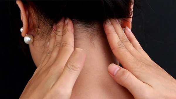 Luyện tập vị trí sau gáy