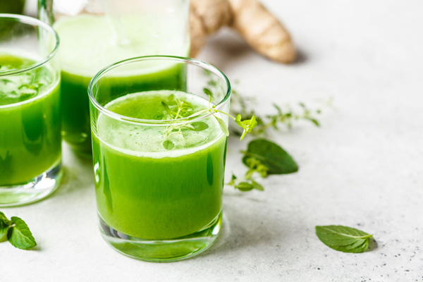 Nước ép bí đao và cần tây