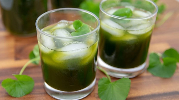 Nước rau má uống giảm cân