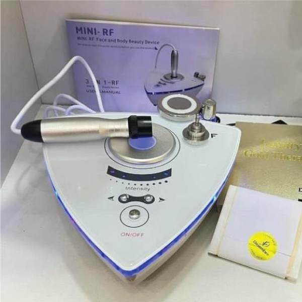 Máy RF 3 đầu mini giúp nâng cơ mặt hiệu quả