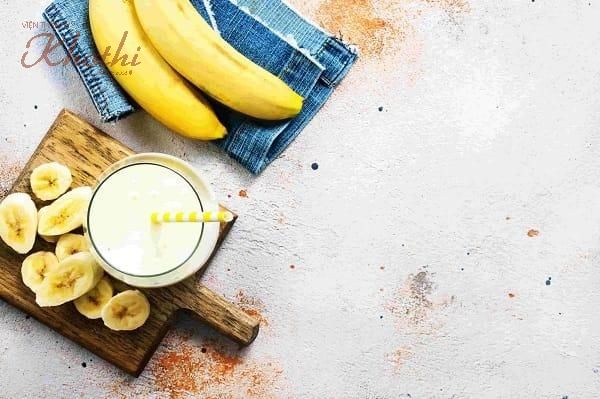 Thực đơn giảm mỡ GM ngày 4: Chuối và sữa