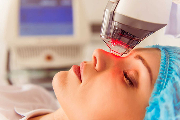 Tia laser kích thích sản sinh ra collagen và elastin
