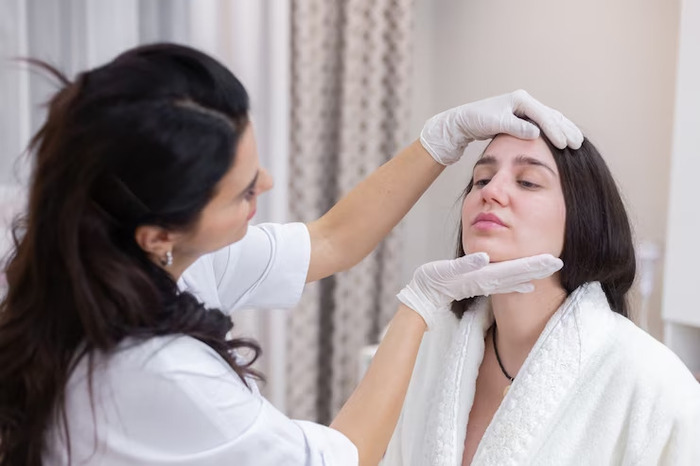 Bạn sẽ hạn chế được những tác dụng phụ và biến chứng nếu tiêm filler mũi tại các cơ sở uy tín