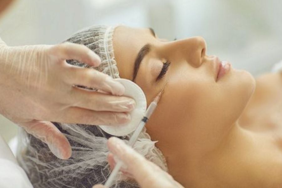 Tiêm tan quầng thâm mắt Khơ