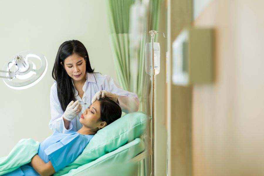 Nên chọn tiêm botox thon gọn gương mặt tại Viện thẩm mỹ Khơ Thị.