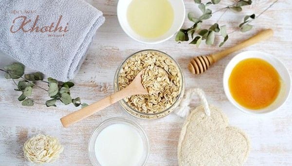 Bột yến mạch có đặc tính dưỡng ẩm và tẩy tế bào chết cho da