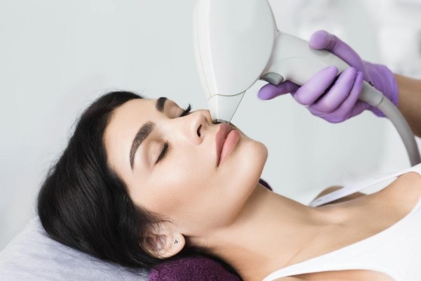 Lấy lại làn da thanh xuân với công nghệ trẻ hóa da mới nhất