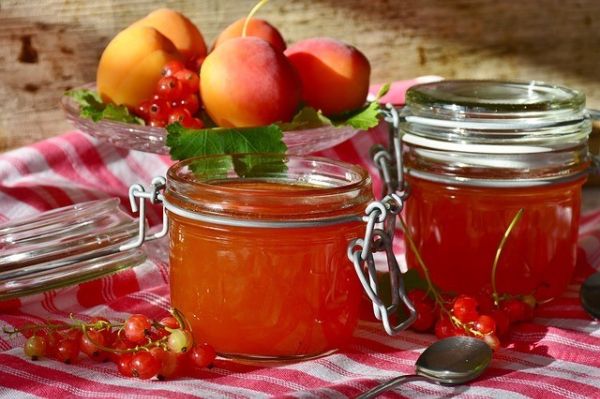 Mơ ngâm mật ong - thức uống thơm ngon và bổ dưỡng