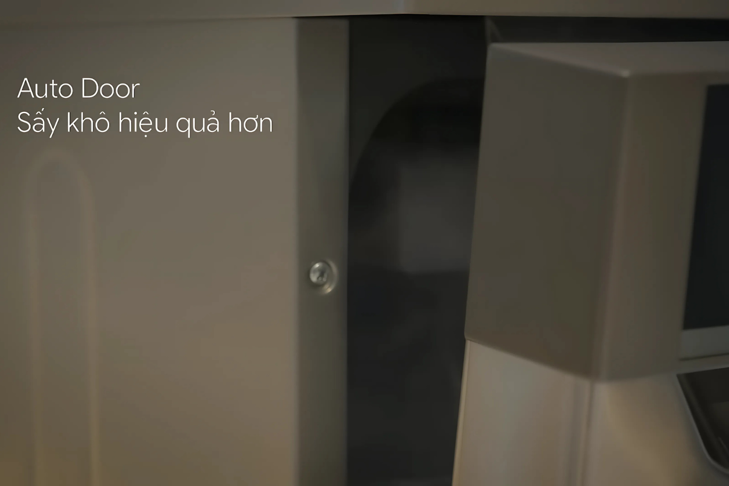 Máy rửa bát Malloca MDW14-S10TFT với công nghệ sấy hé cửa, khô nhanh chóng