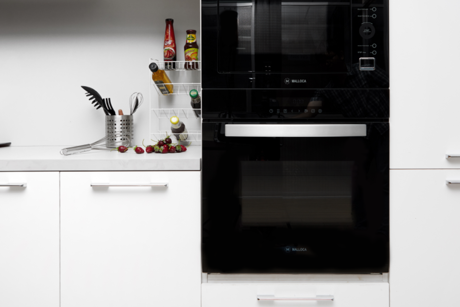 Lò nướng Malloca MOV-659TC được thiết kế để&nbsp;lắp đặt âm tủ