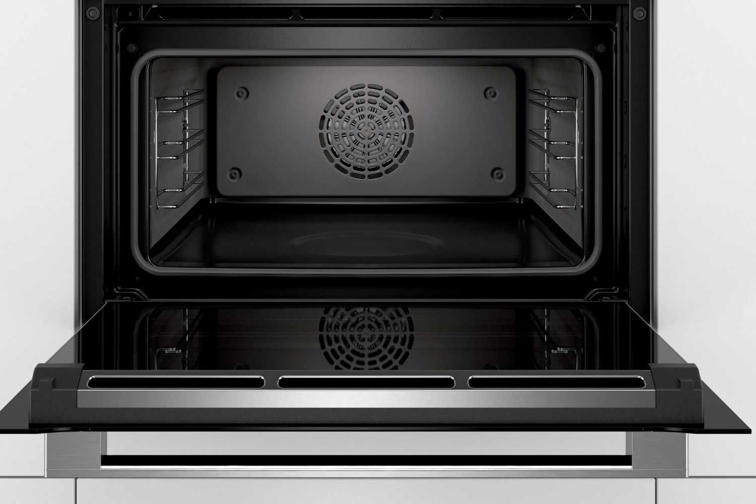 Lò nướng Bosch CMG636BS1 cung cấp không gian dung tích 45 lít,&nbsp;đủ dùng&nbsp;cho nhu cầu hàng ngày