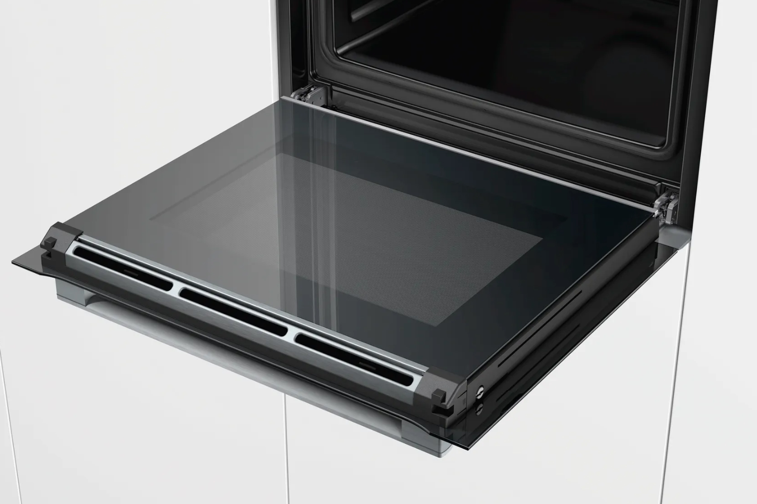 Trải nghiệm người dùng được nâng tầm với cơ chế đóng/mở cửa êm ái SoftOpen & SoftClose