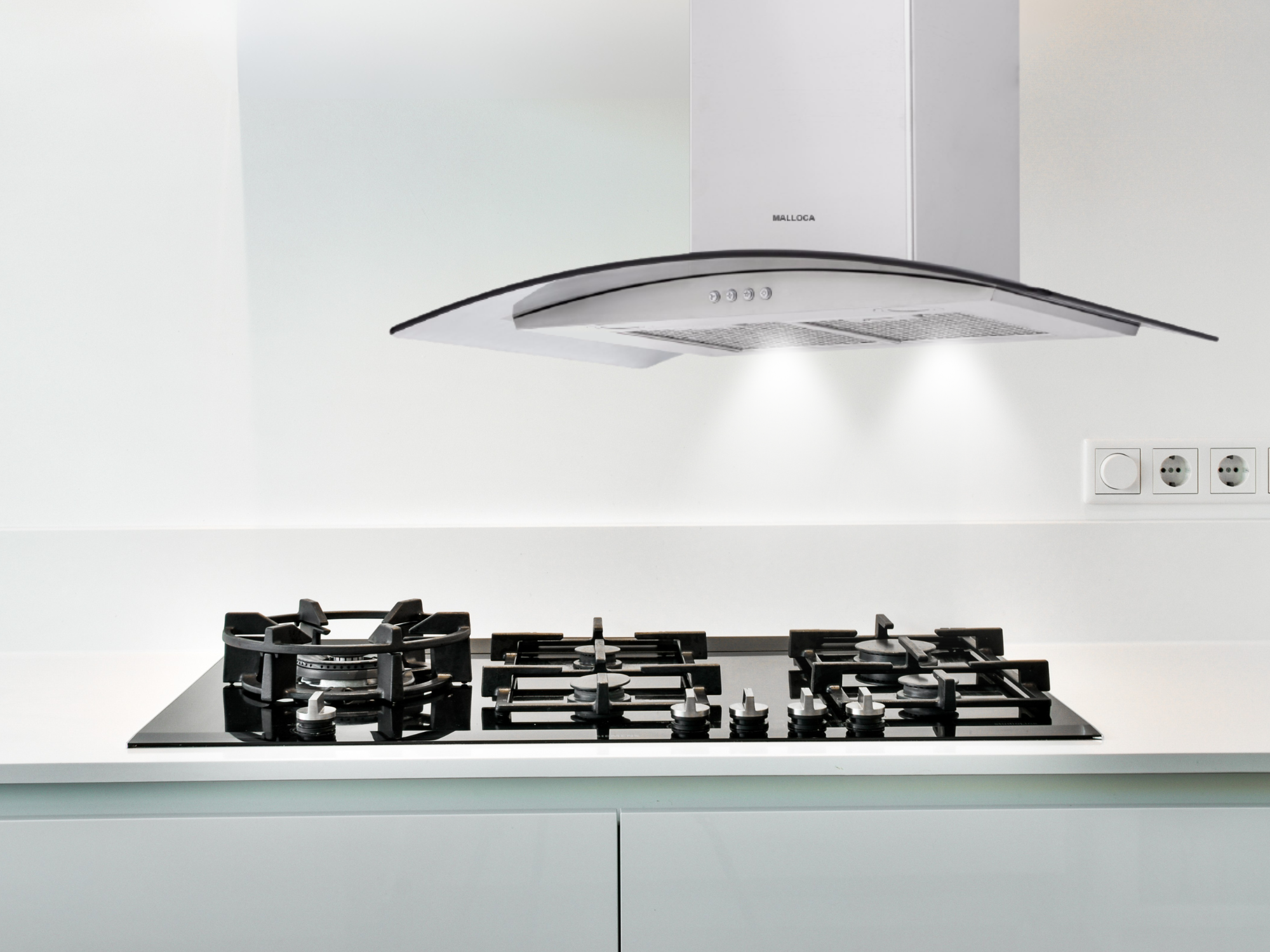 Hút mạnh mẽ - Vận hành êm ái, thoáng sạch mọi ngóc ngách