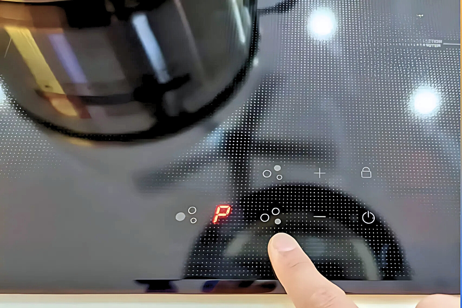 Chức năng Booster trên Malloca MH-03I N giúp tăng công suất lên mức tối đa ngay lập tức