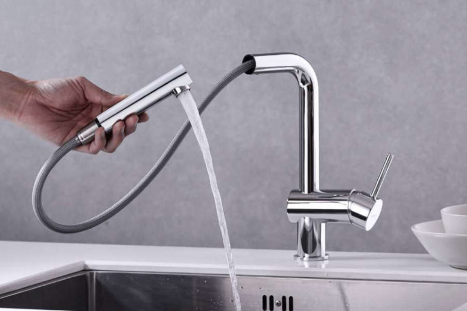 voi-dang-co-rut-de-dang-keo-dai-de-ve-sinh-chau-rua