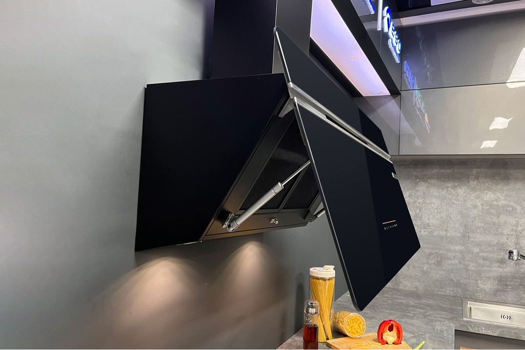 Nên lựa chọn máy hút mùi có kích thước phù hợp với không gian bếp