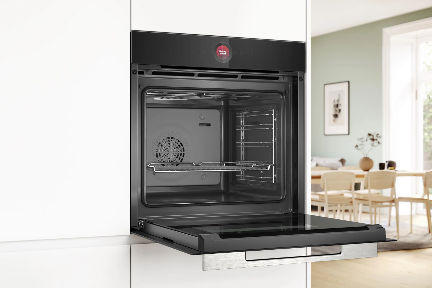 Lò nướng Bosch HBG7341B1 hoàn toàn phù hợp với nhu cầu sử dụng của các gia đình có đông thành viên