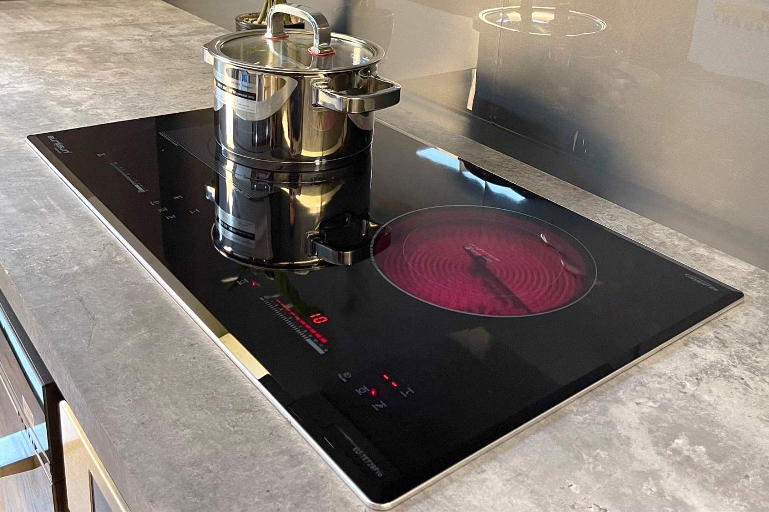 Nhiều chức năng tiện ích khi nấu nướng