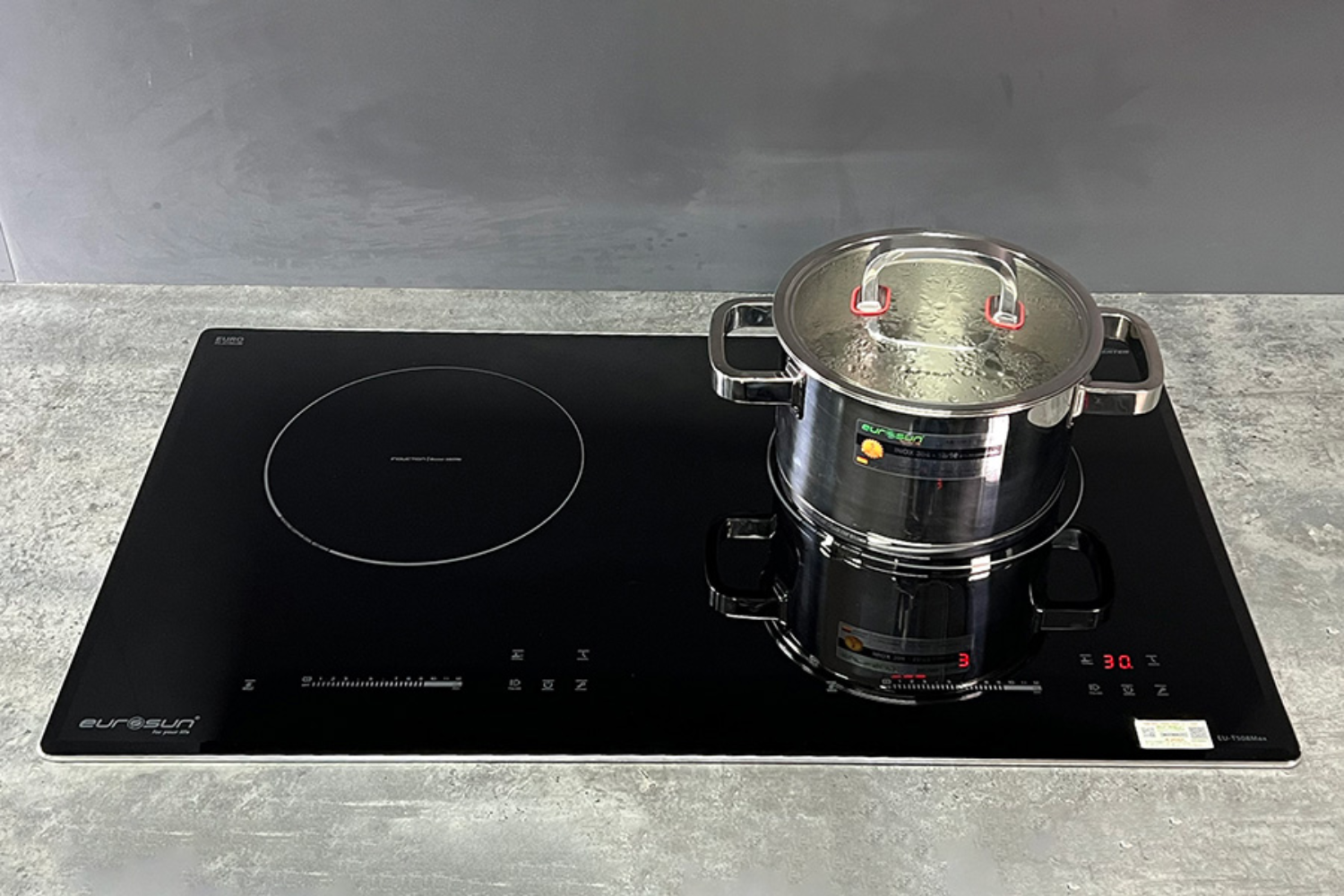 Eurosun EU-T508Max sử dụng thép sơn tĩnh điện cao cấp