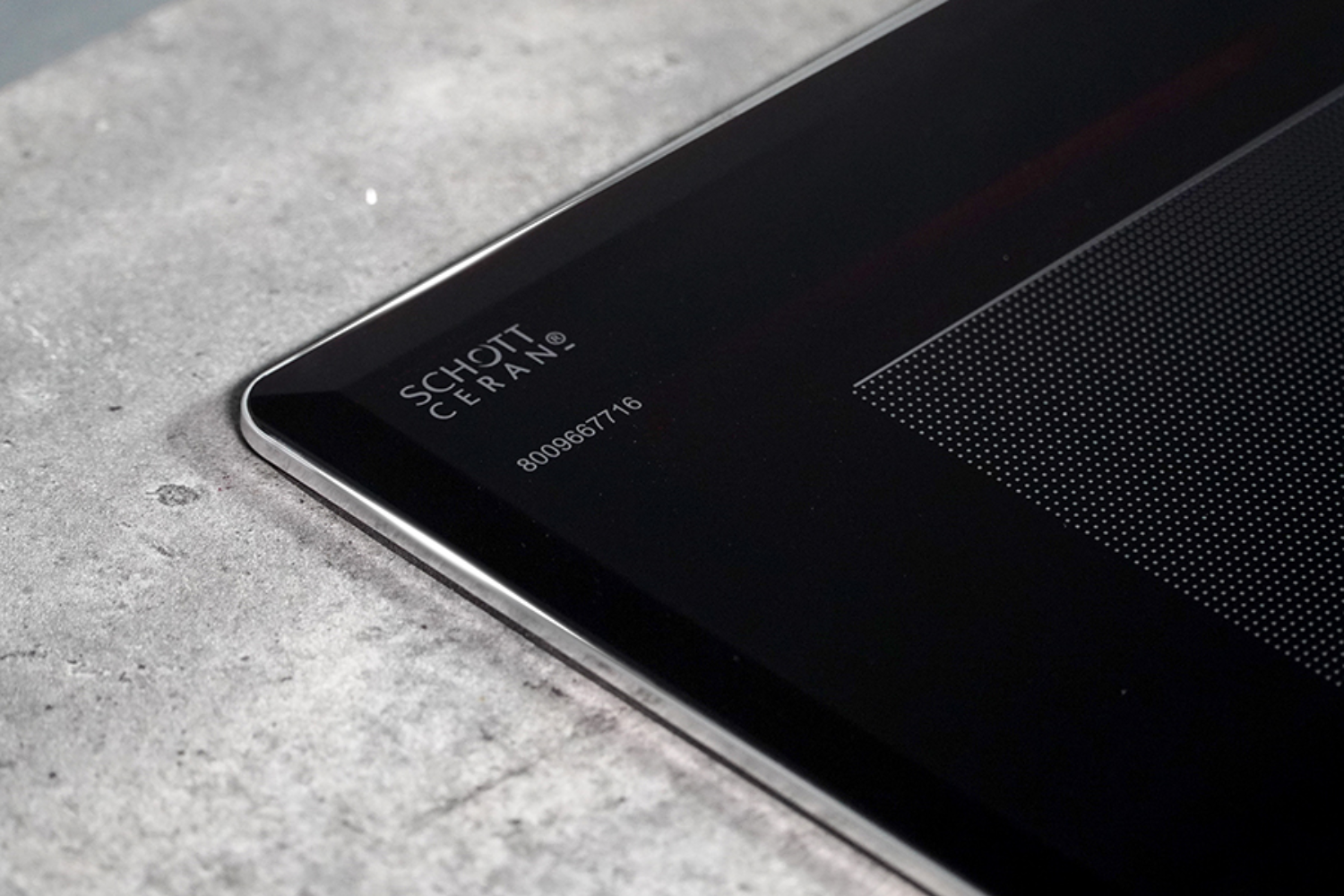 Eurosun EU-T715Pro sử dụng mặt kính Schott Ceran nhập khẩu trực tiếp từ CHLB Đức