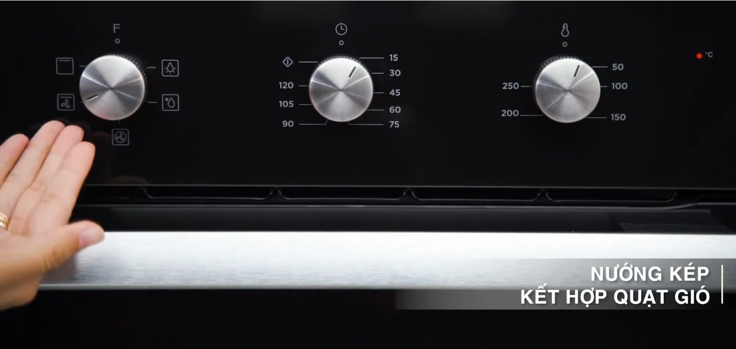 Kết hợp các nguồn nhiệt với quạt đối lưu, mang lại hiệu quả nướng tối ưu cho nhiều loại món ăn
