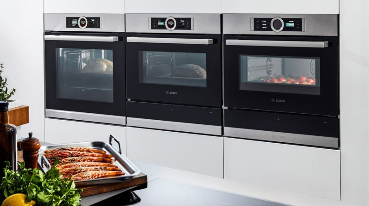 Lò nướng Bosch HBG676ES6 Series 8 sở hữu ngôn ngữ thiết kế đặc trưng của Bosch