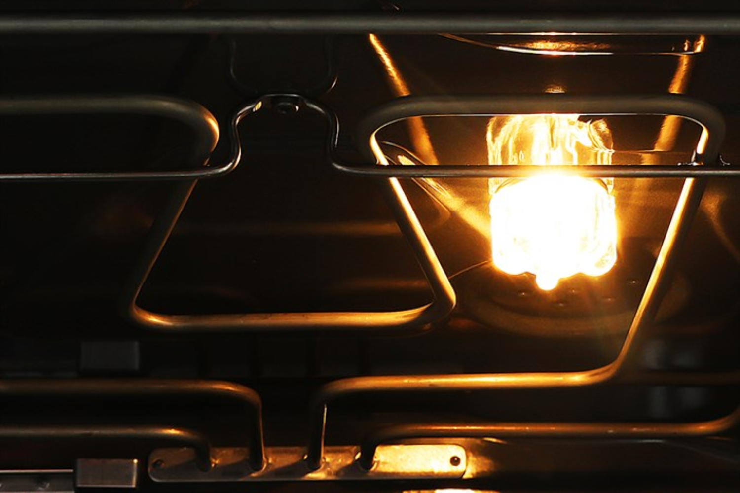 Lò nướng Bosch HBA5360B0K sở hữu 07 phương pháp gia nhiệt thông minh