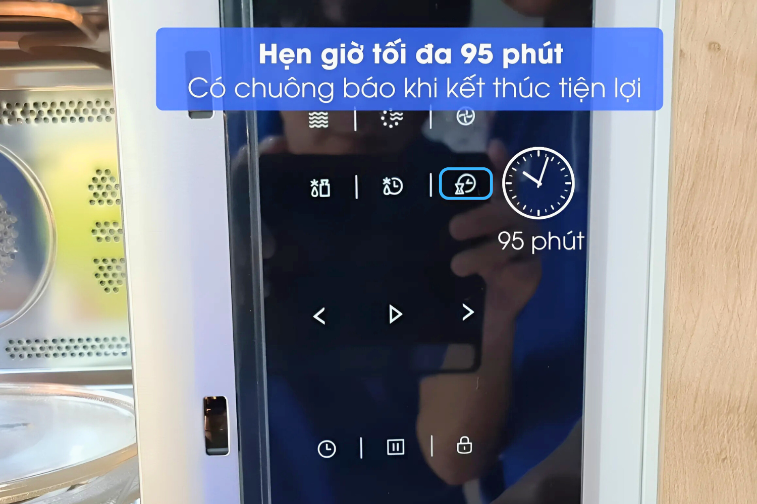 Với bộ hẹn giờ lập trình điện tử, bạn có thể cài đặt thời gian nấu nướng một cách chính xác, lên đến 95 phút.