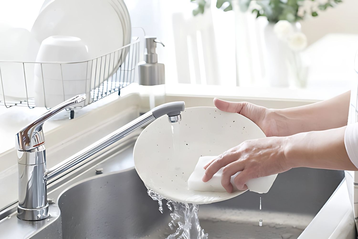 Chậu rửa giúp vệ sinh dụng cụ nấu ăn