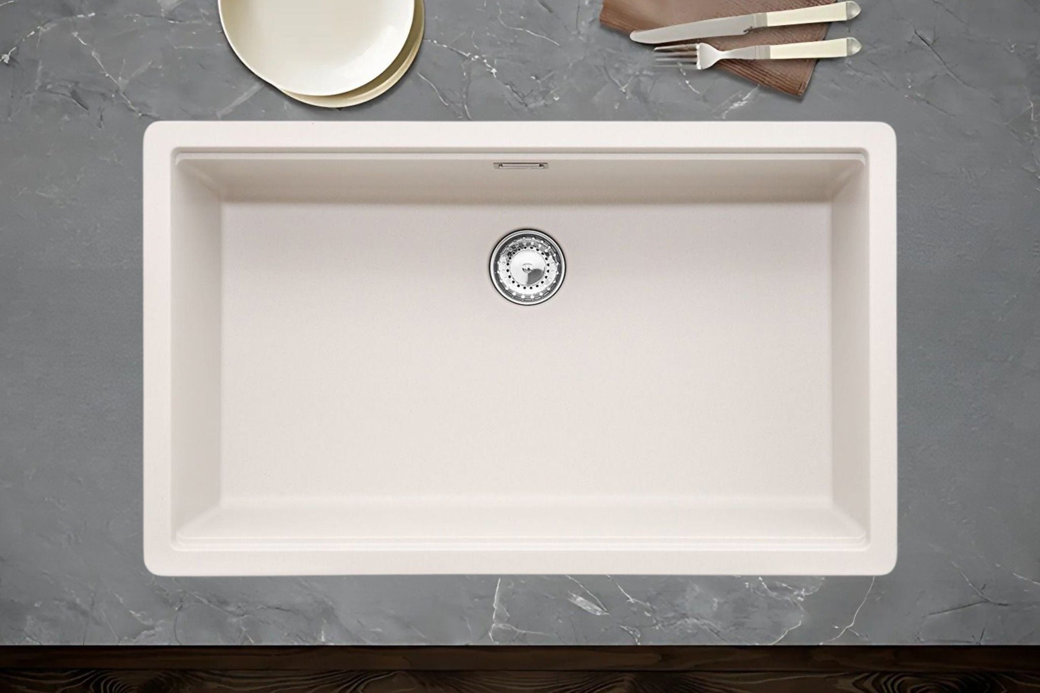 Thiết kế hình chữ nhật kết hợp với màu kem ấn tượng