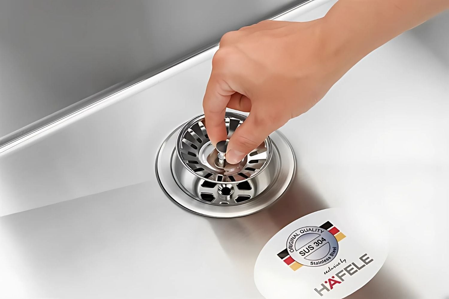 Hafele HS21-SSN1S90 567.94.020 trang bị rổ lọc rác inox không gỉ