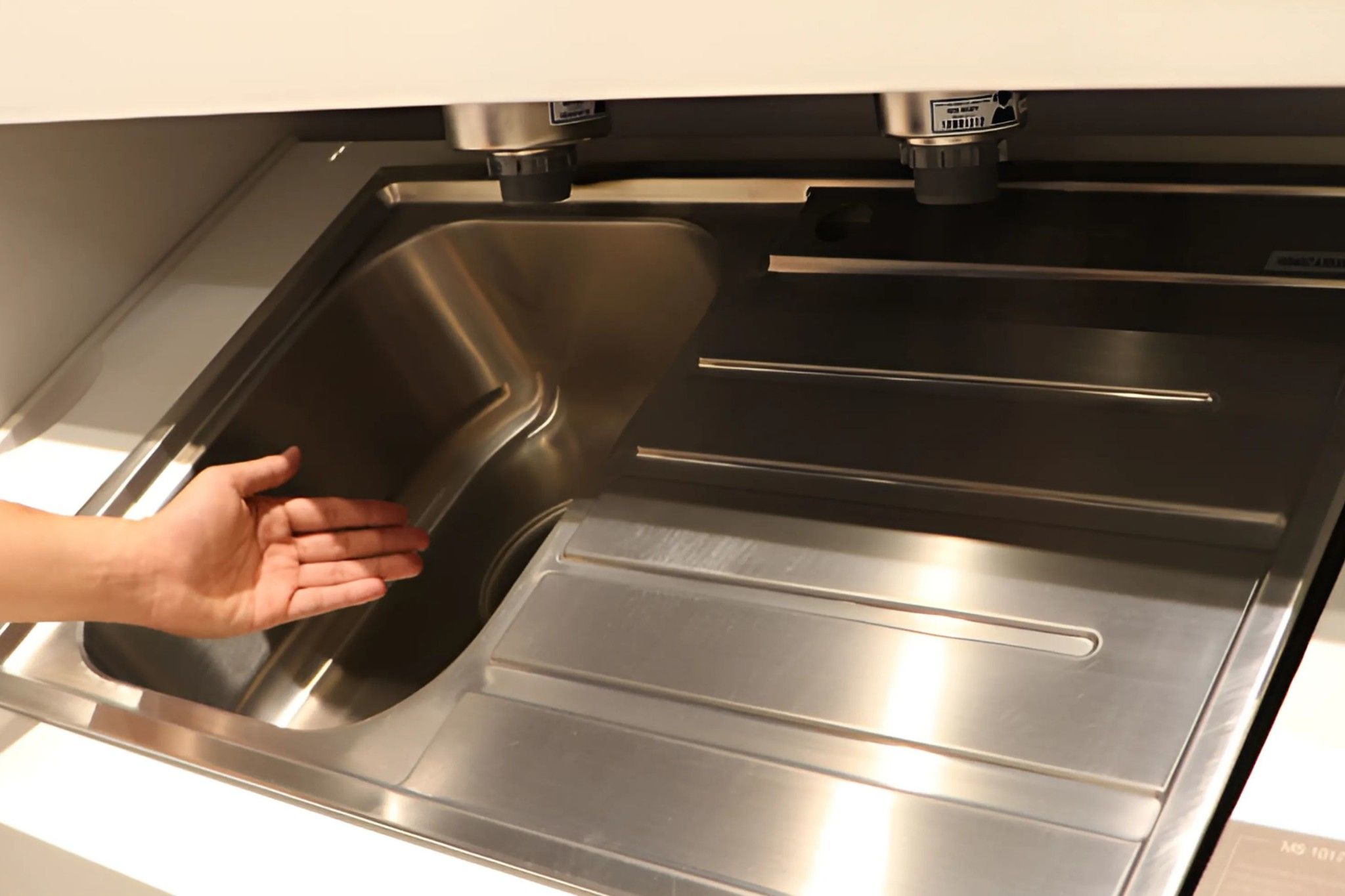 Bàn chờ của Malloca MS 1017 New nâng cao trải nghiệm sử dụng