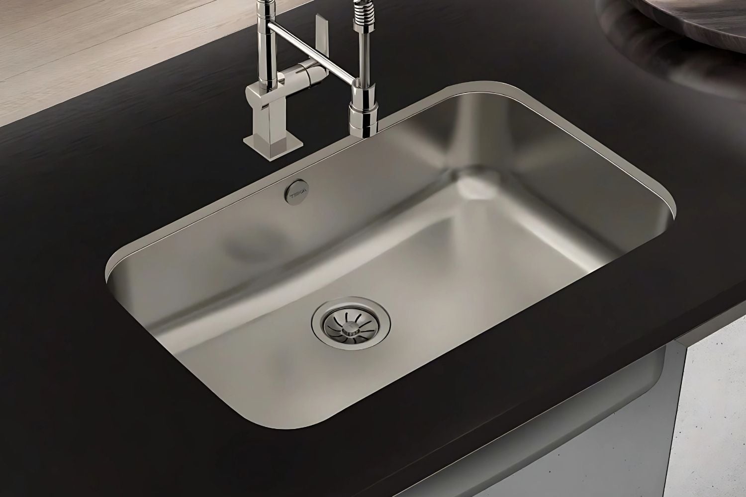 Teka BE 74.43-20 1B được chế tác từ chất liệu inox không gỉ cao cấp