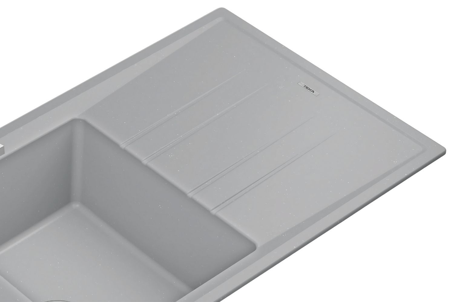 Thiết kế bàn chờ rộng rãi, mở rộng không gian