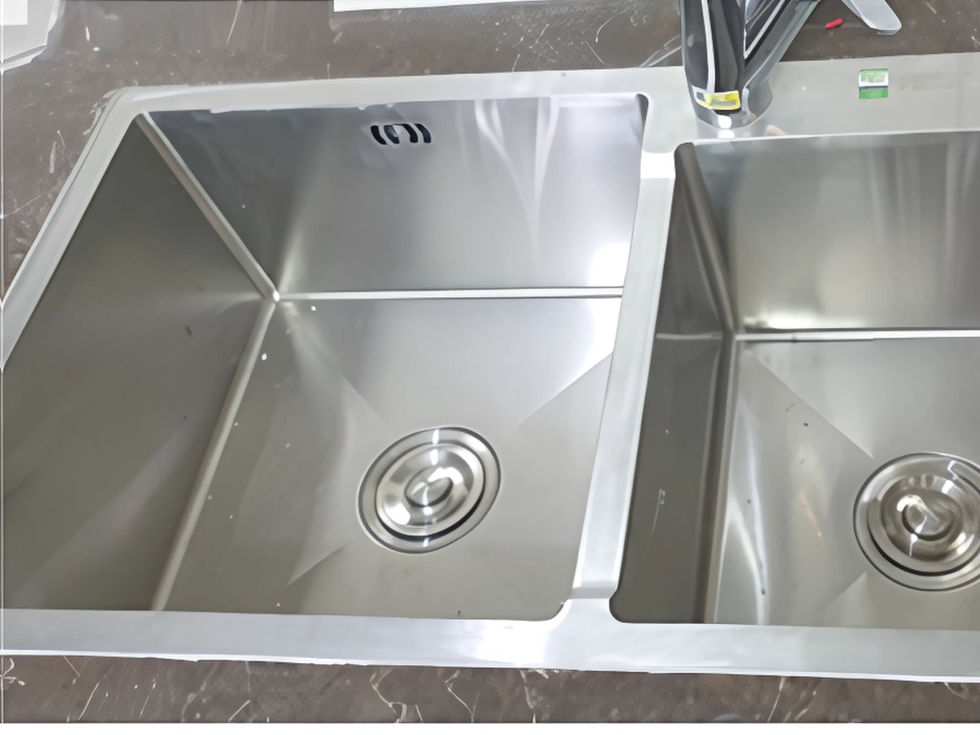 Chất liệu inox