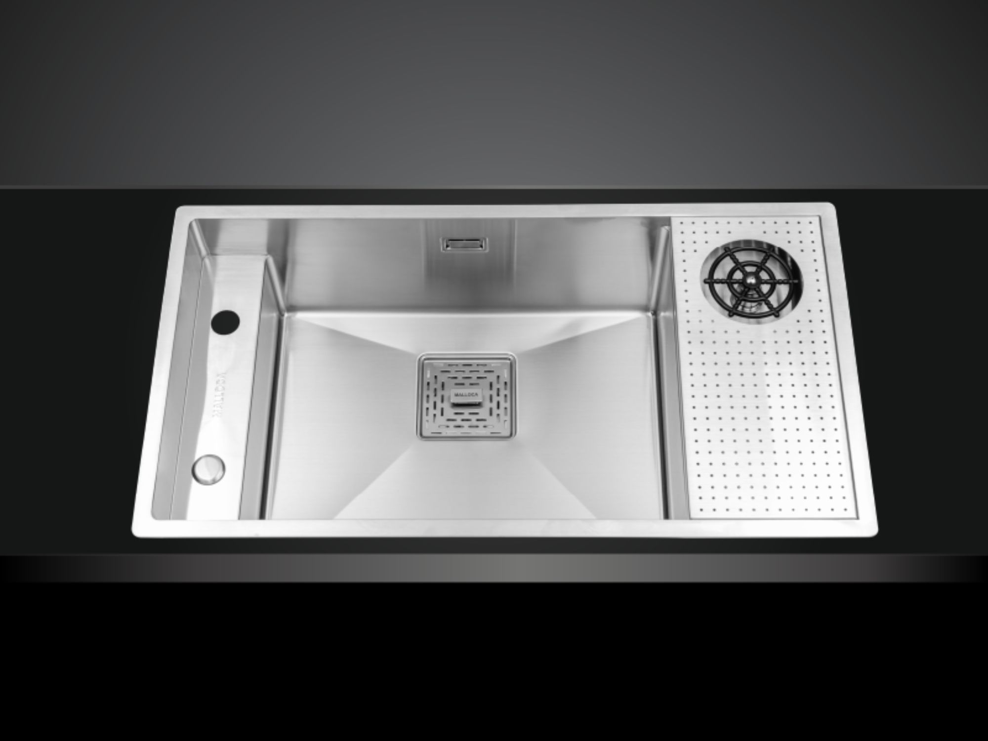 Chất liệu cao cấp, bền đẹp vượt thời gian