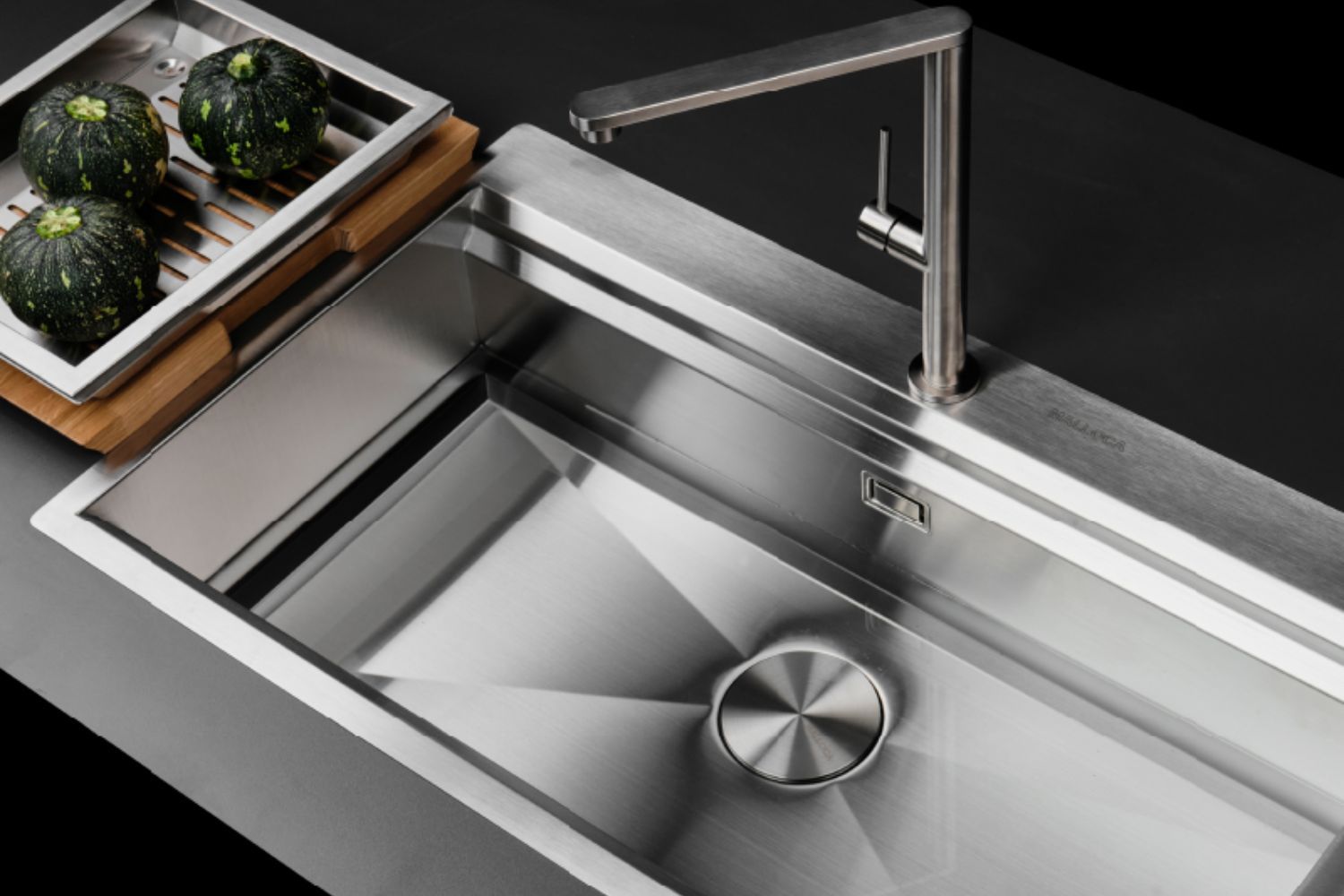 Chất liệu thép không gỉ 304 cao cấp