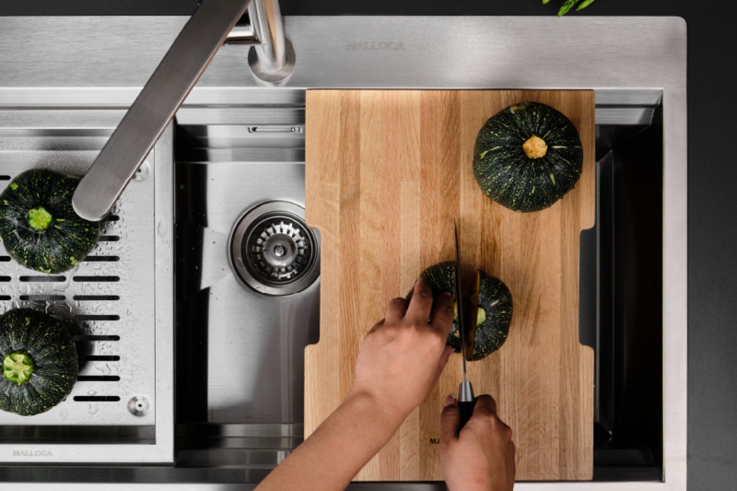 Tích hợp phụ kiện thông minh