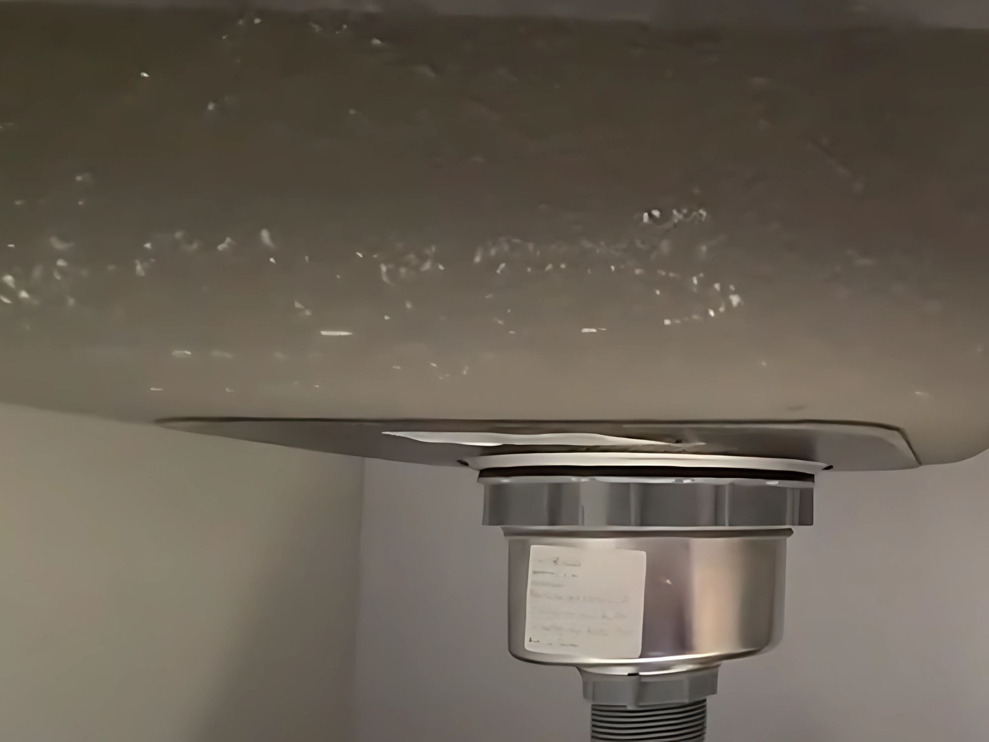 Lớp chống ồn và chống ngưng tụ được thiết kế tích hợp