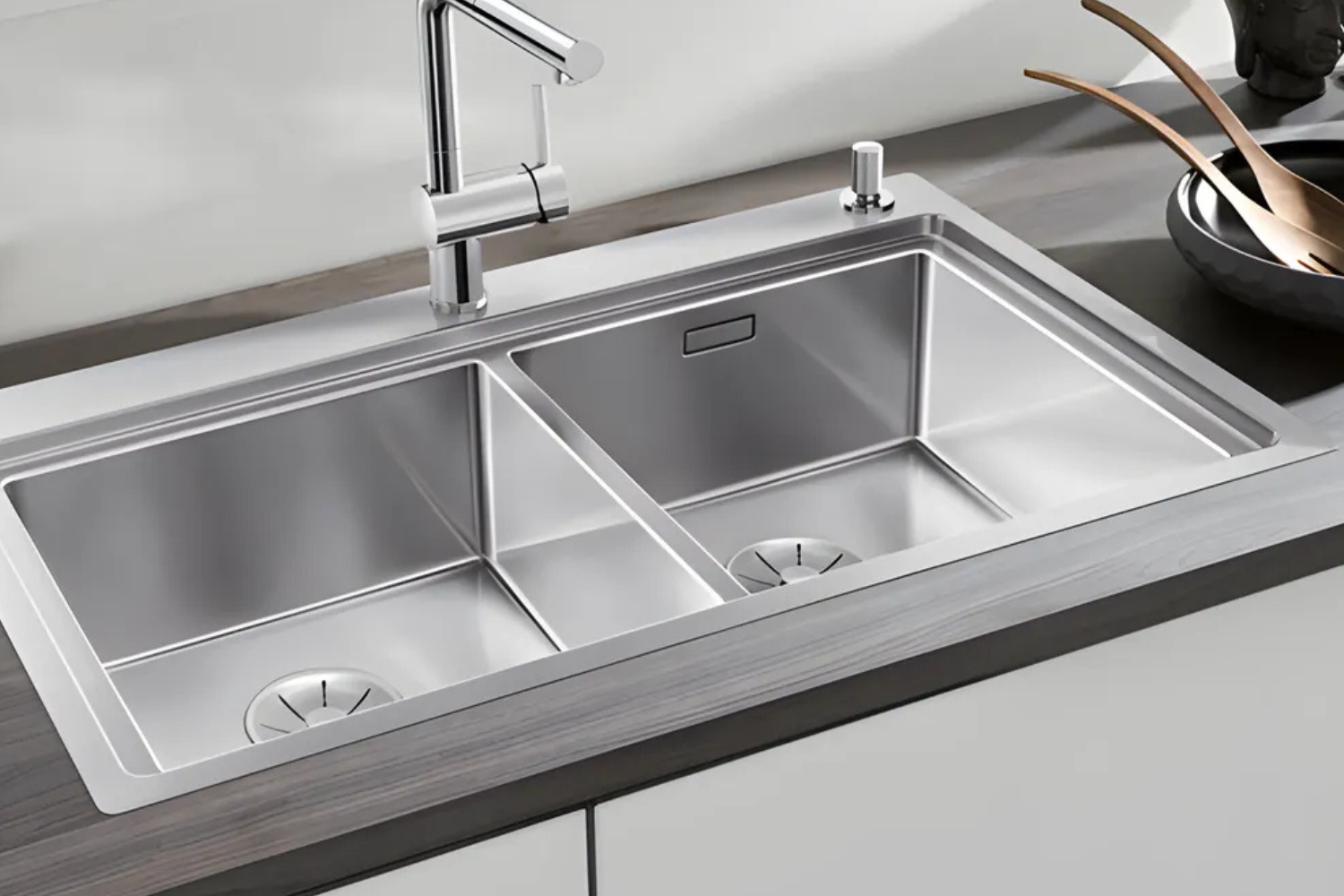 chậu rửa chén 2 ngăn giúp tiết kiệm nước tối ưu