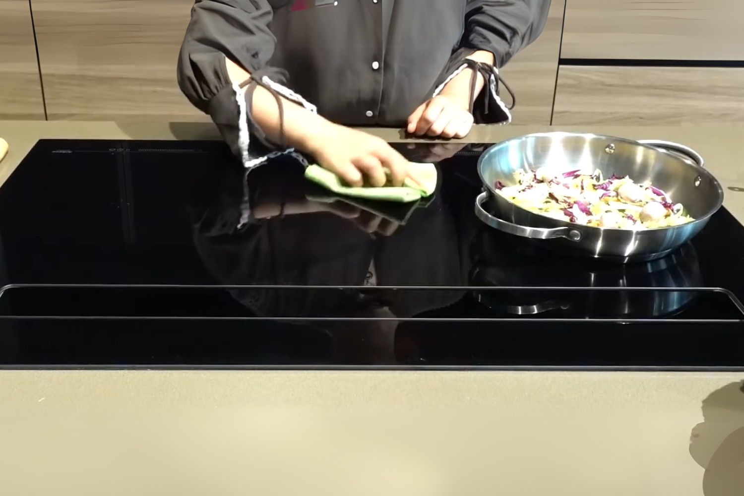 Mặt kính cao cấp