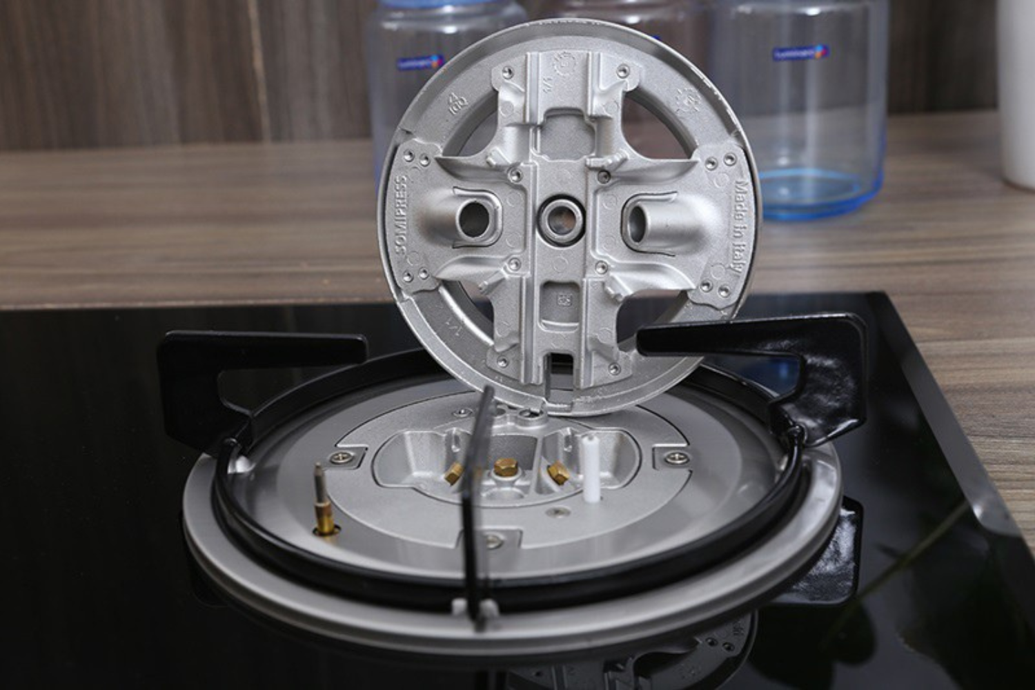 Bếp gas âm Malloca AS 9402G có đầu đốt bằng hợp kim