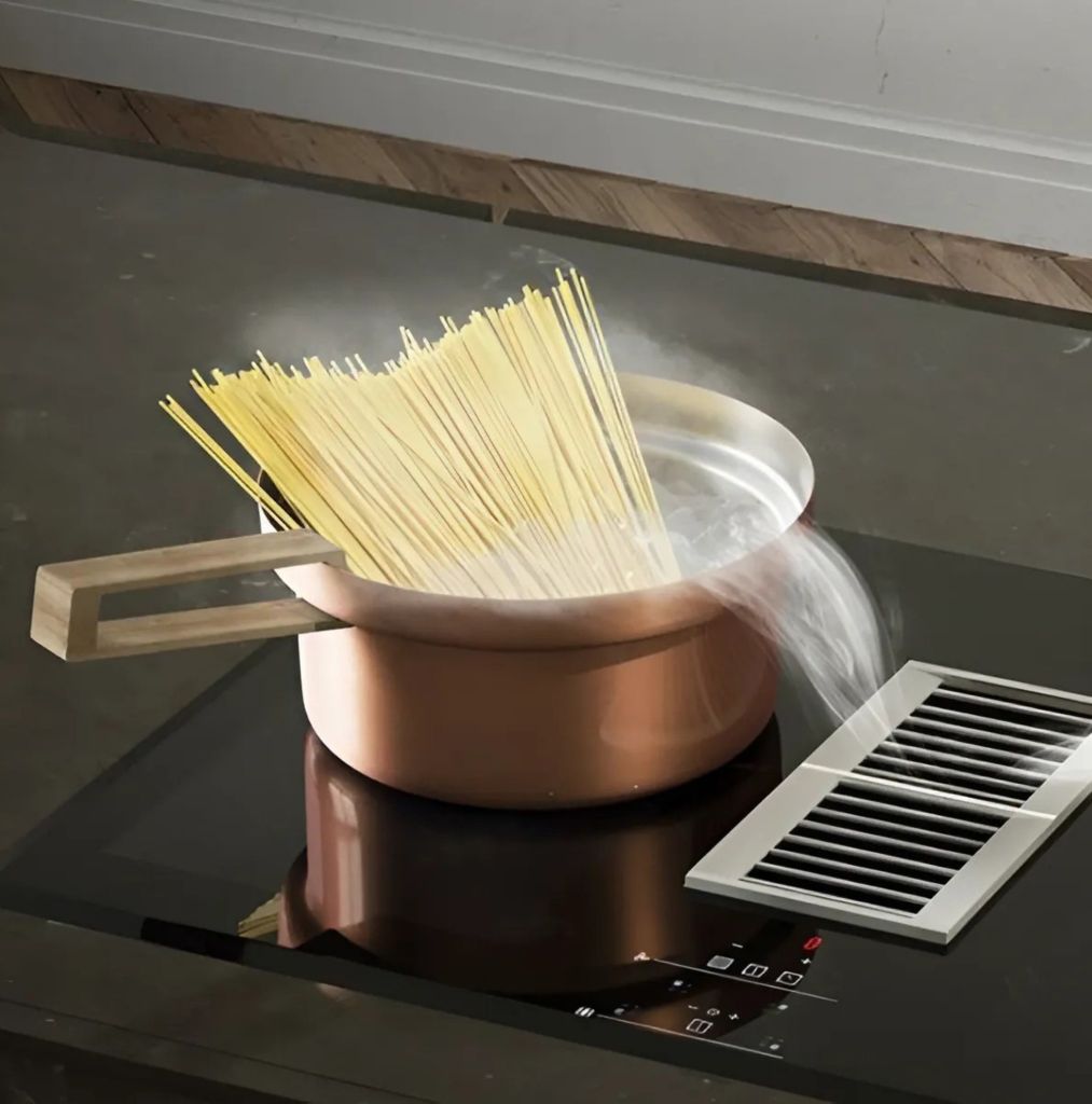 Hafele HC-IHH77D kết hợp máy hút mùi tiện dụng