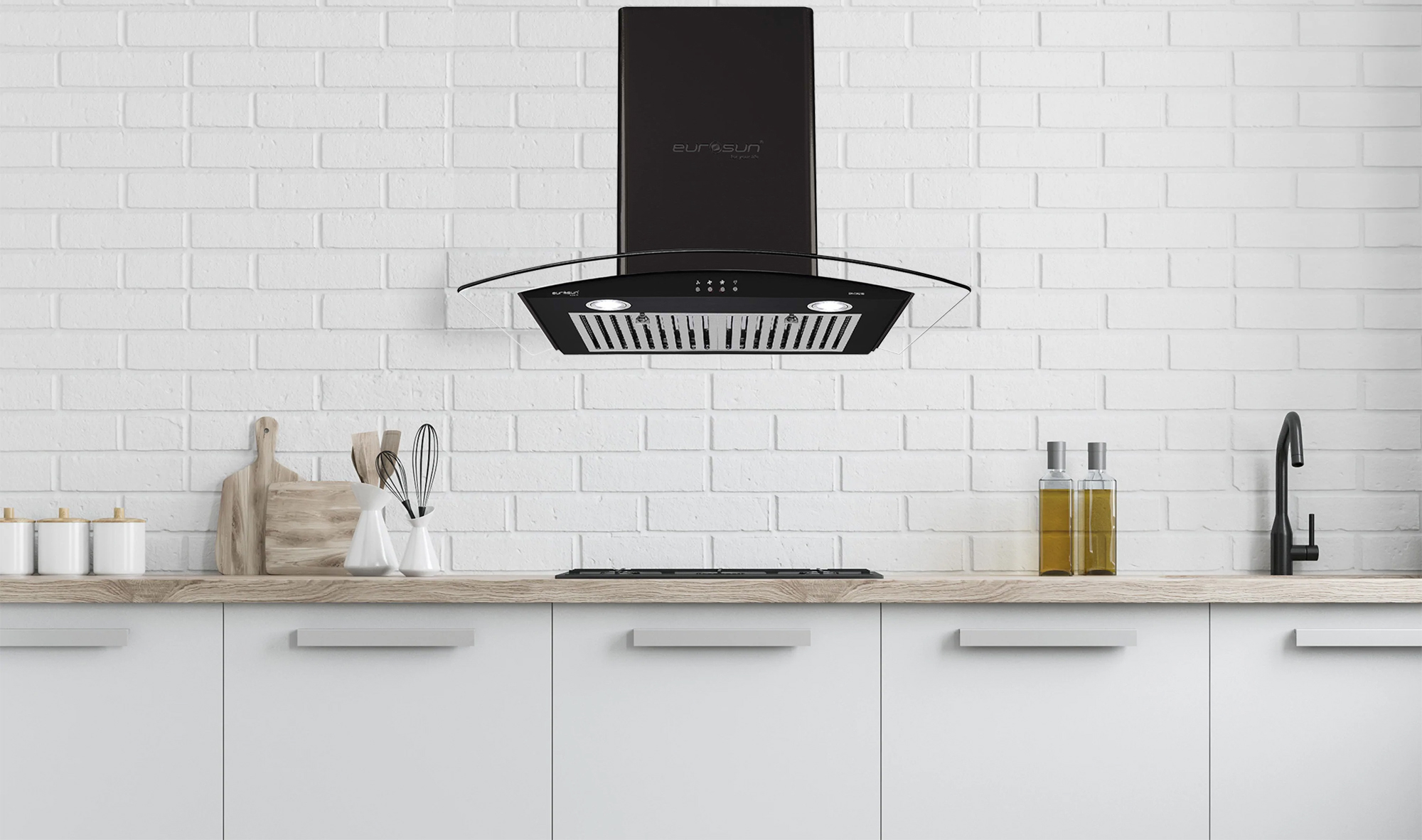 Thiết kế mặt kính cong đen - Điểm nhấn hiện đại cho gian bếp