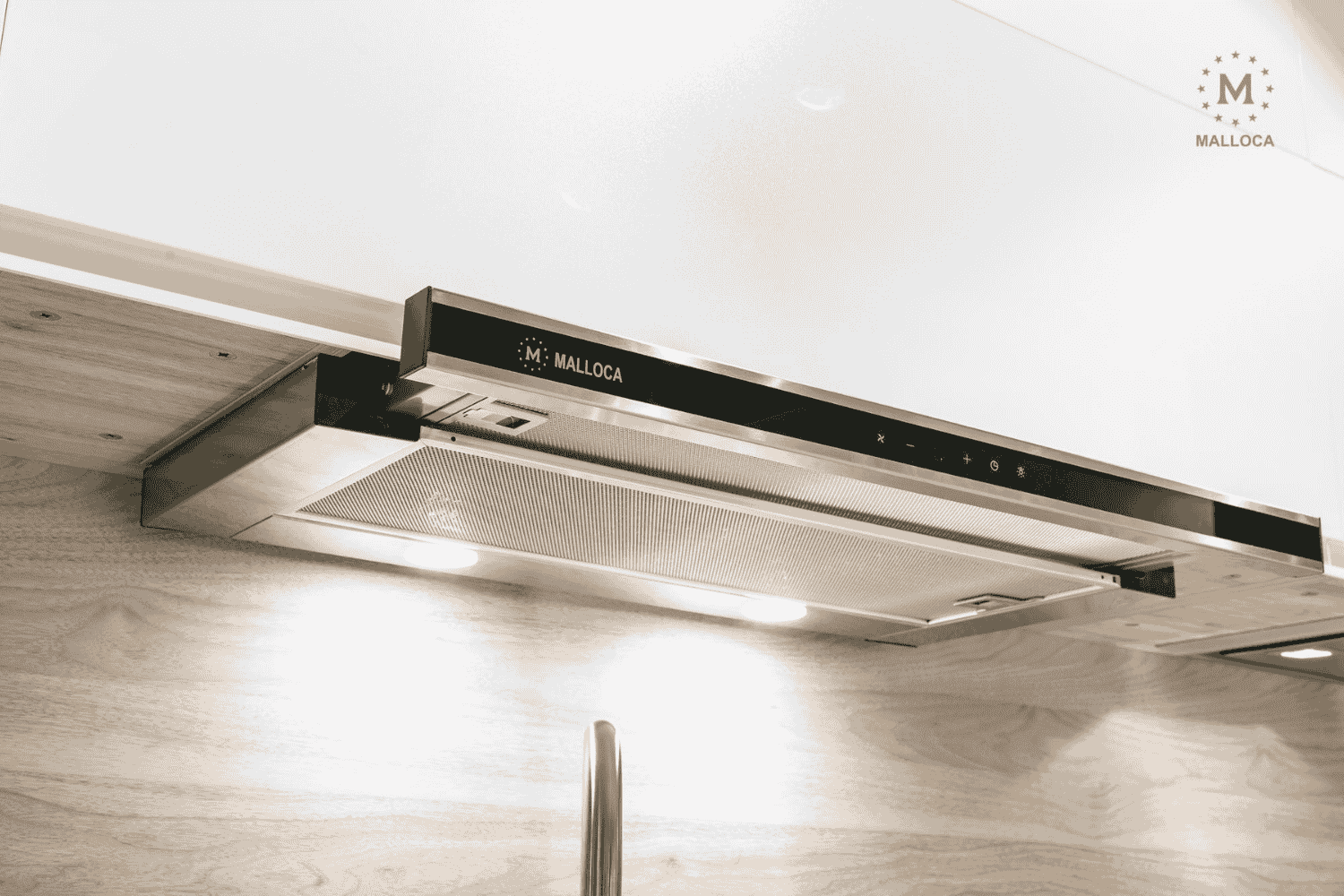 máy hút mùi Malloca